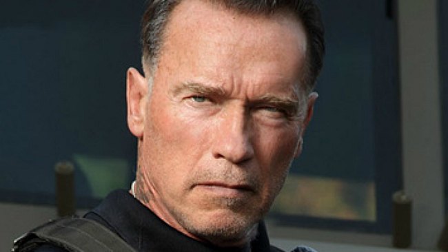 “Sabotage”, com Arnold Schwarzenegger traz um trailer.. adulto